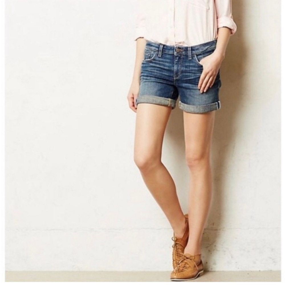 Pilcro jean shorts size 29 GREAT PRICE